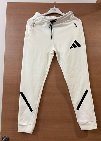 Adidas m