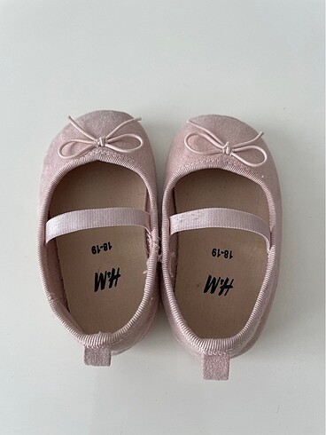 19 Beden H&M bebek sandalet 18-19 yeni