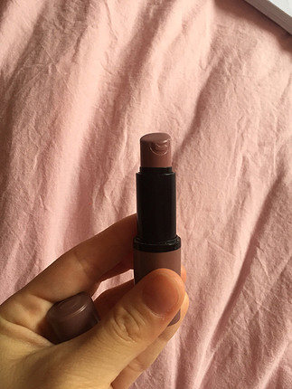 Essence marka ruj görüldüğü gibidir