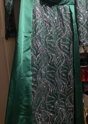 Yılan Desenli Uzun Yeşil Abiye Elbise - Görsel 6