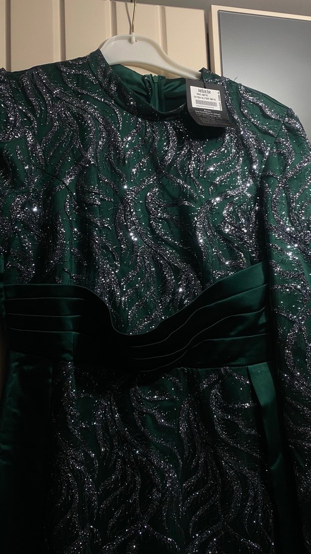 Yılan Desenli Uzun Yeşil Abiye Elbise - Görsel 5