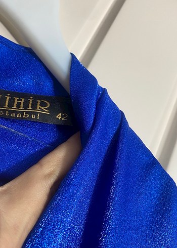 Uzun Kollu Mavi İşlemeli Abiye Elbise - Görsel 7