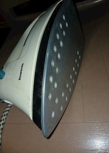 Beyaz klasik ütü Rowenta arızalı - Görsel 4