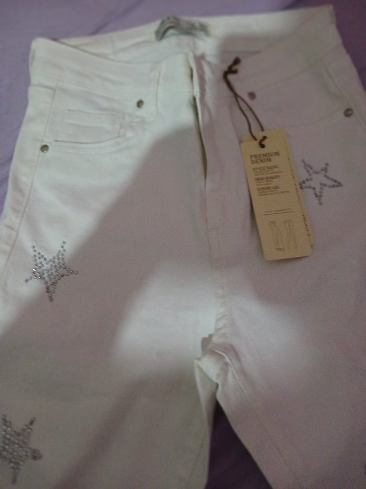 Beyaz İşlemeli Kadın Midi Jean - Görsel 2