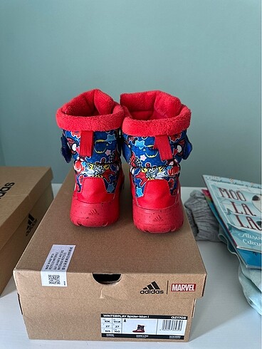 27 Beden kırmızı Renk Adidas winterplay spider man bot