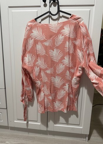 Pembe bel detaylı çiçekli gömlek - Görsel 5