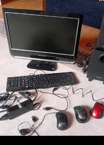 Lenovo Siyah Masaüstü Bilgisayar Seti