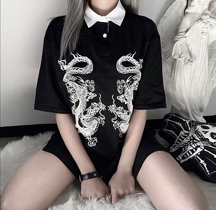 Beyaz ejderha Tshirt