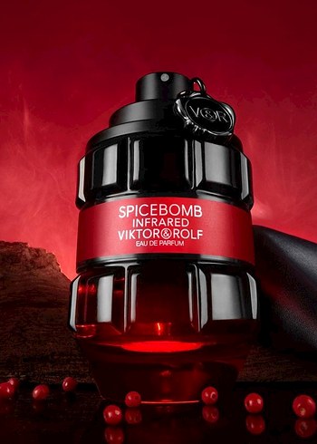 Viktor & Rolf Spicebomb Infrared 90 Ml Edt Parfüm