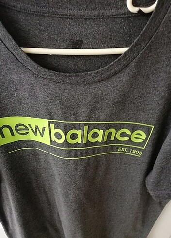 15-16 Yaş Beden gri Renk Yepyeni new balance tshirt