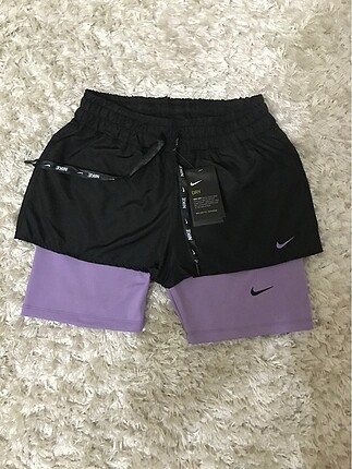 Nike şort