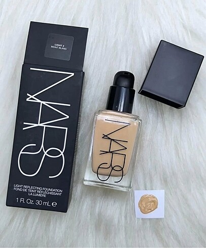Nars fondöten(orta renk)