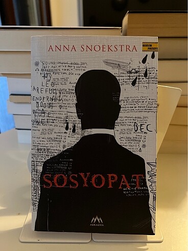 ANNA SNOEKSTRA