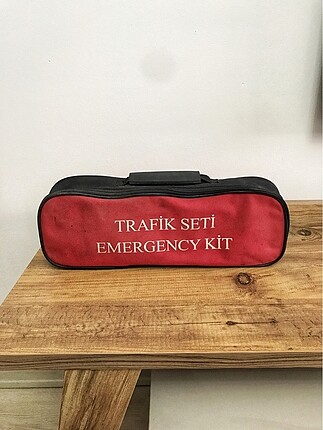 Trafik Seti Çantası / İlk Yardım Çantası