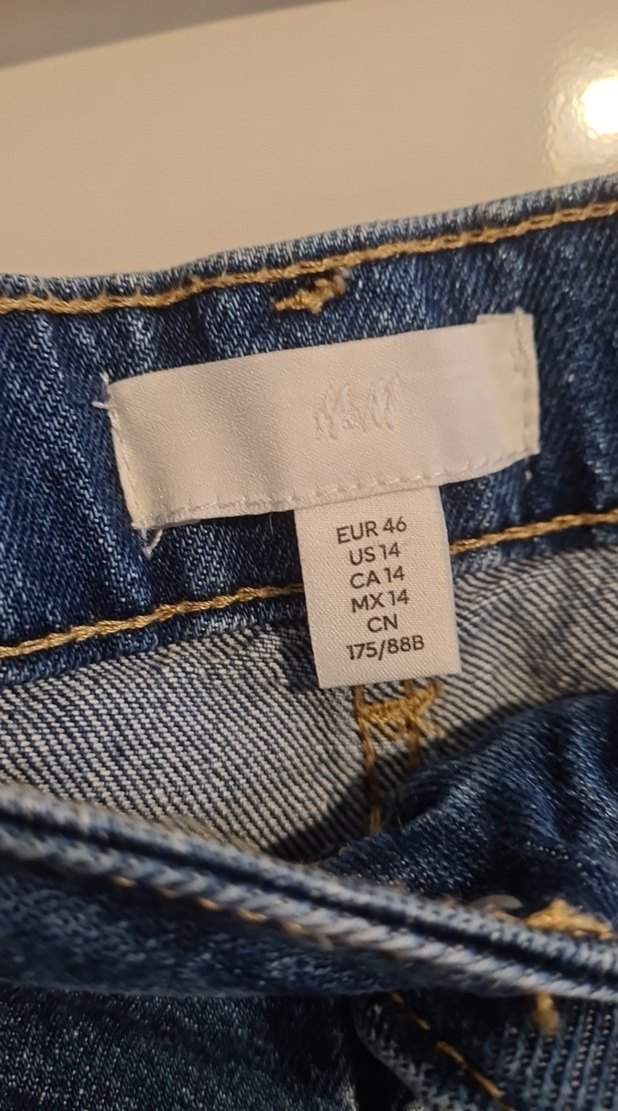 Kadın H&M marka Mini Denim Şort - Görsel 2