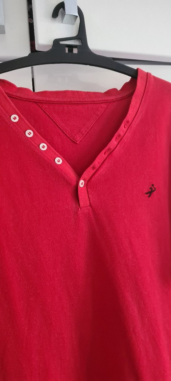 Polo marka düğmeli Kırmızı V Yakalı Erkek Tişört - Görsel 2