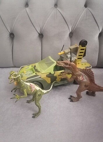 Jurassıc park kenner aracı