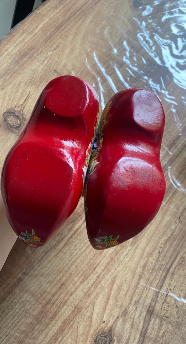 Holland Kırmızı Ahşap Terlik Biblo - Görsel 3