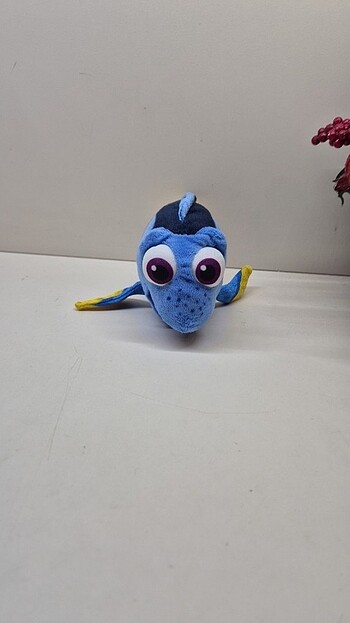 Disney Kayıp balık nemo filminden Dori