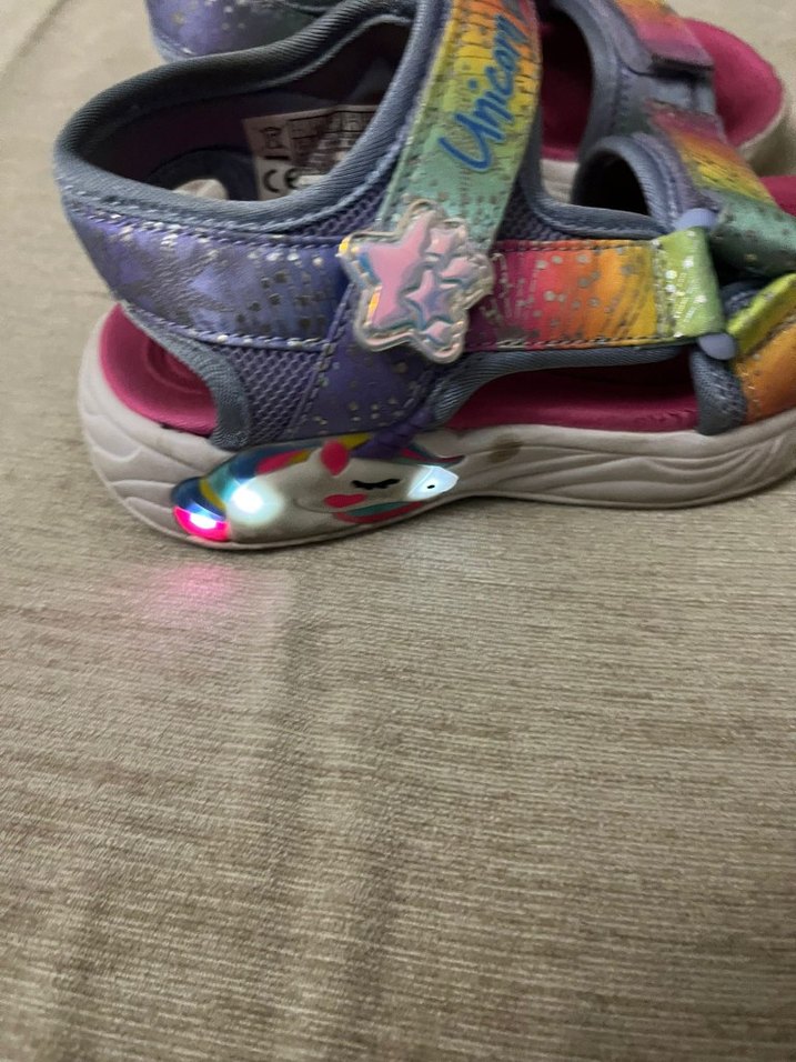 Işıklı Renkli Kız Çocuk Cırtcırtlı Sandalet - Görsel 5