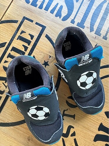 New Balance 27 numara new balance çocuk ayakkabısı