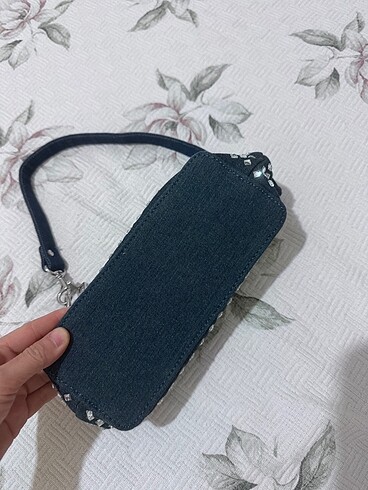  Beden Bershka çanta