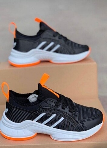 Adidas oranj run spor ayakkabı