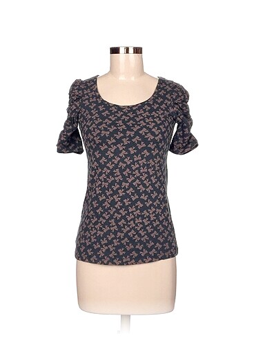 LC Waikiki T-shirt %70 İndirimli.