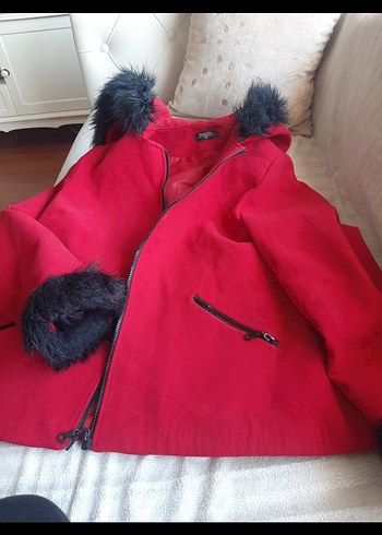 Kürklü Kapüşonlu Kırmızı Midi Kaban - Görsel 2