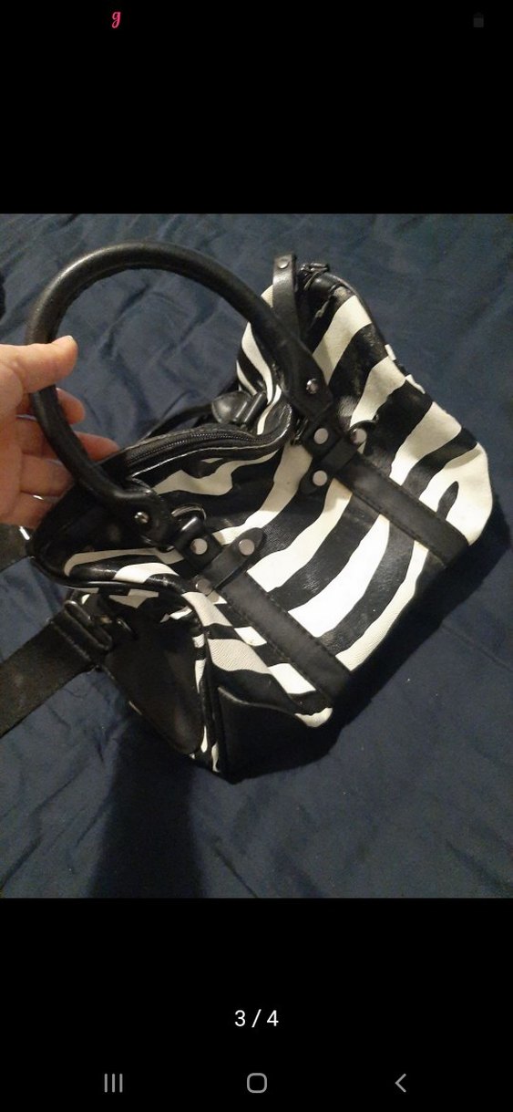 Zebra Desenli Siyah Deri Kadın Çanta - Görsel 2