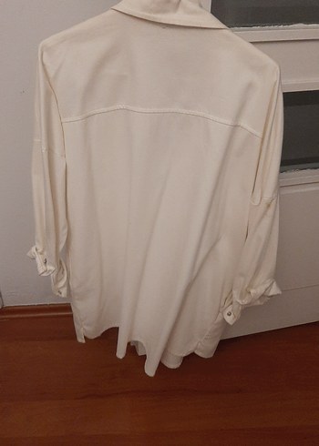 Düğmeli Beyaz Midi Gömlek - Görsel 4