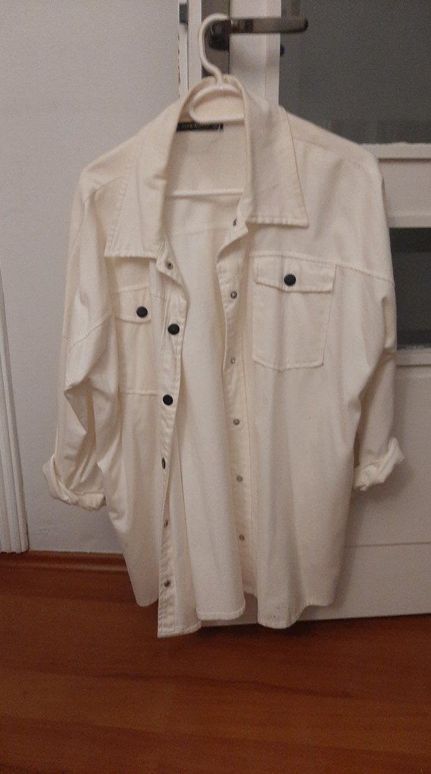 Düğmeli Beyaz Midi Gömlek - Görsel 2