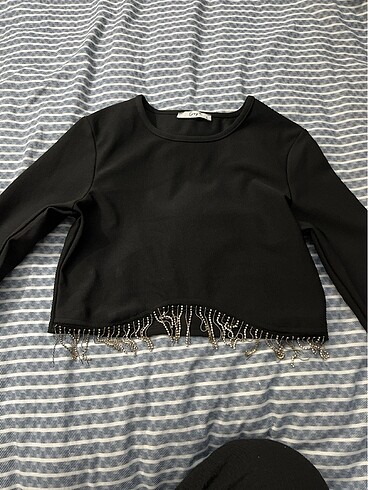 Siyah crop