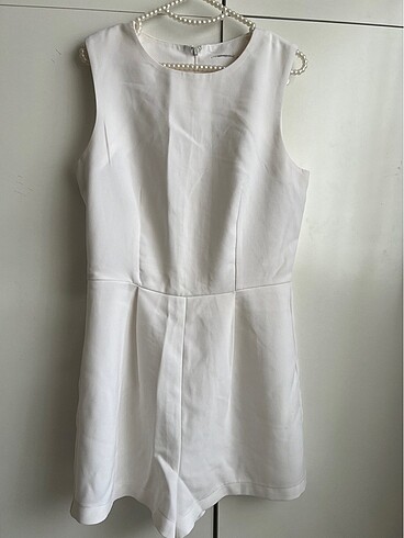 Fermuarli Sortlu beyaz Tulum M/L