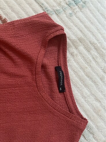 Kadın crop - Görsel 3