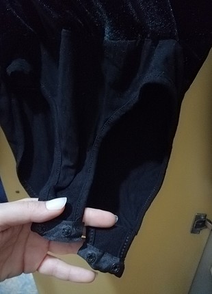 s Beden Siyah kadife bodysuit 