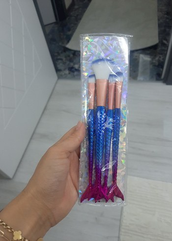 Renkli Denizkızı Makyaj Fırçası Seti - Görsel 3