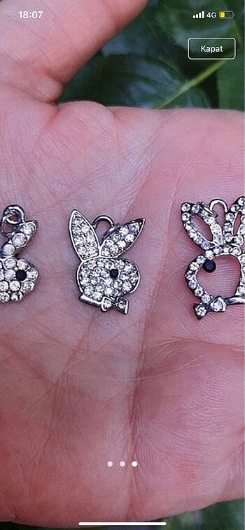 Diğer Playboy zirkon taşlı kolye