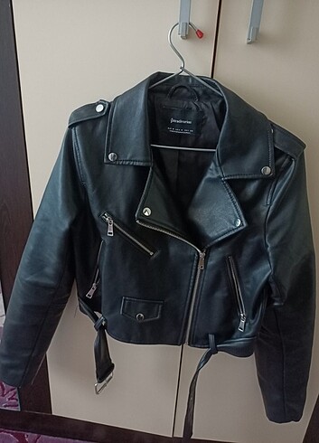 Stradivarius Deri mont