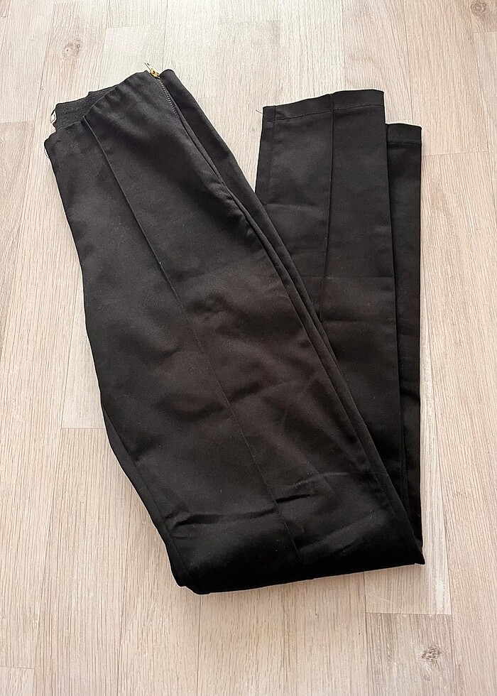 Dar Paça Siyah Pantolon - Görsel 2