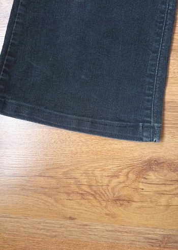 Kadın Siyah Midi Boy Denim Pantolon - Görsel 4