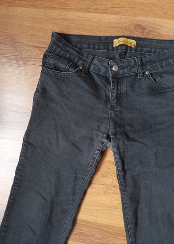 Kadın Siyah Midi Boy Denim Pantolon - Görsel 2