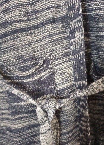 Gri Uzun Örgü V Yaka Kadın Hırka - Görsel 4