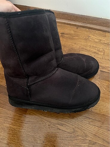39 Beden Ugg bot