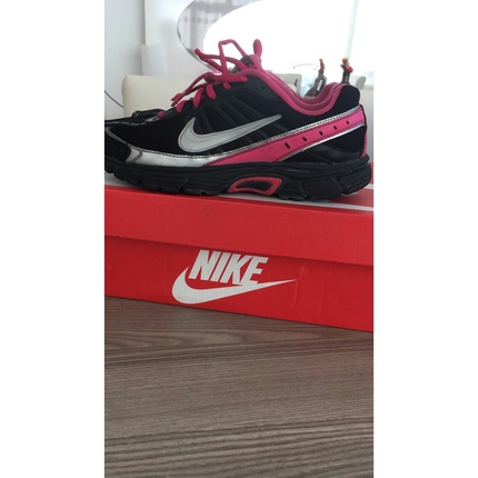 Nike air max