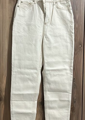 Trendyolmilla krem mom jeans