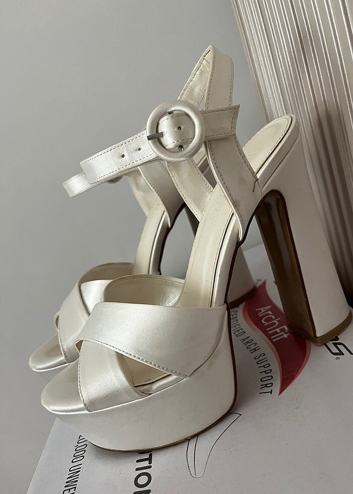 Gelin ayakkabısı saten - Görsel 3