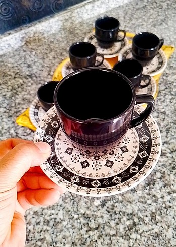 Beden siyah Renk Siyah Seramik Fincan ve Tabak Seti