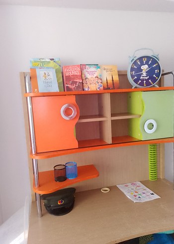 Turuncu Çocuk Rafı ve Çalışma Masası - Görsel 4