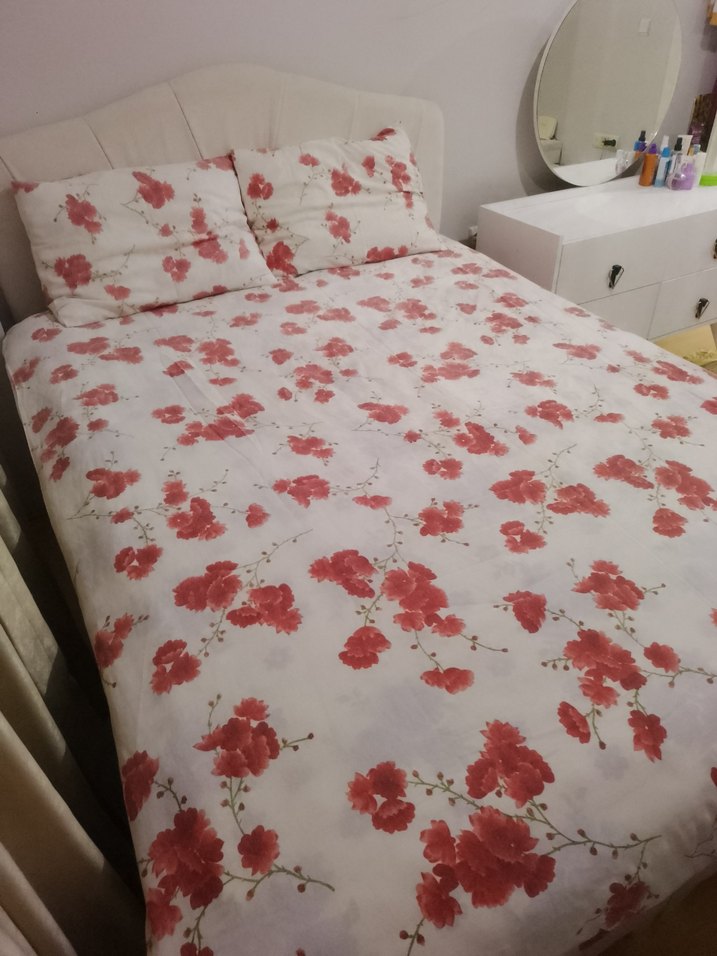 Beyaz Çiçek Desenli Yatak Örtüsü - Görsel 3